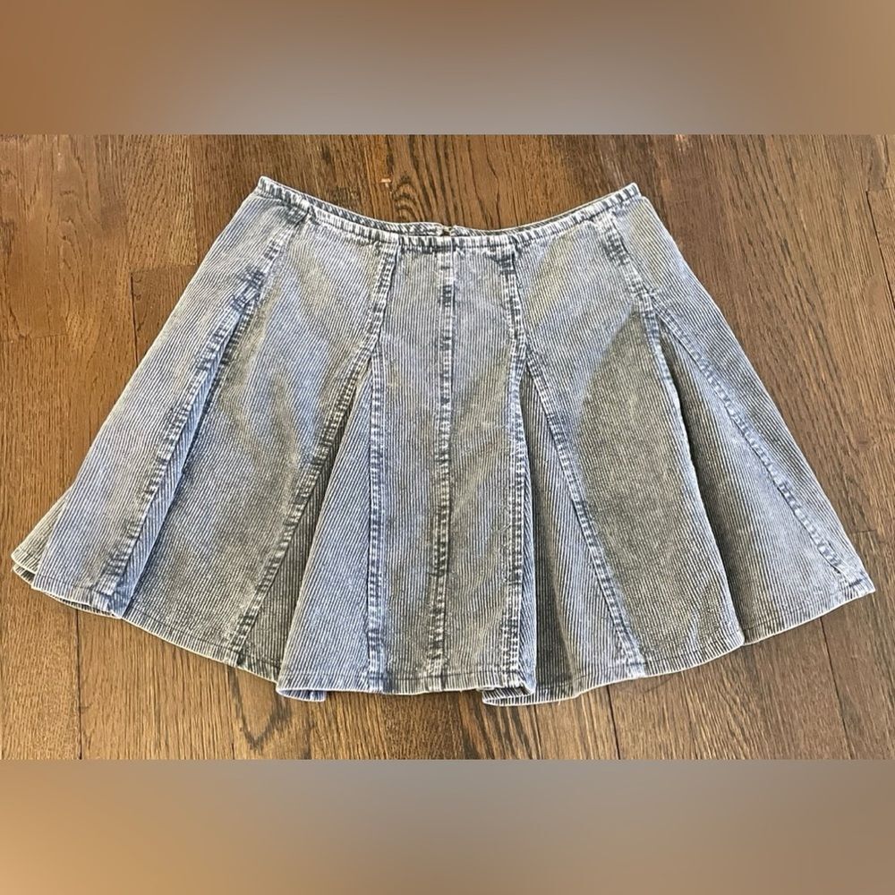Beautiful Chaos Denim Blue Skirt size M